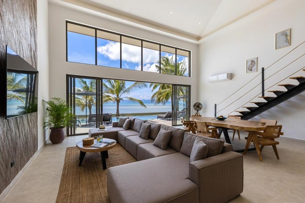 Luxury Beachfront Fisherman's Village *